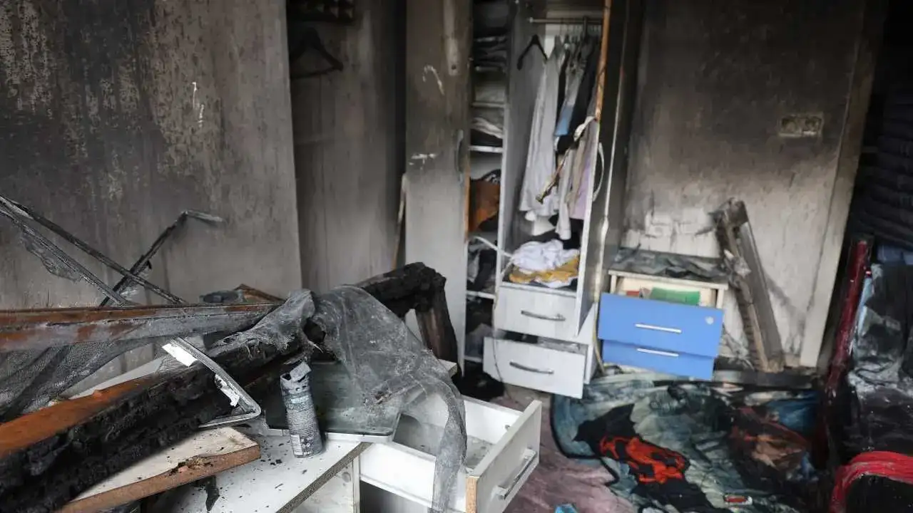 Hatay’da Aynı Aile İkinci Kez Yıkıldı: Depremden Sonra Yangın Vurdu! 4